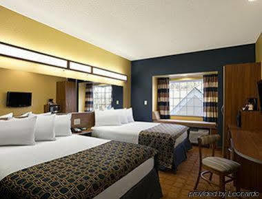 Quality Inn & Suites Washington Buitenkant foto